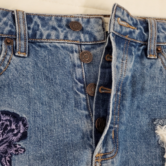 Hidden Jeans Embroidered Distressed Denim Skirt - Picture 10 of 10